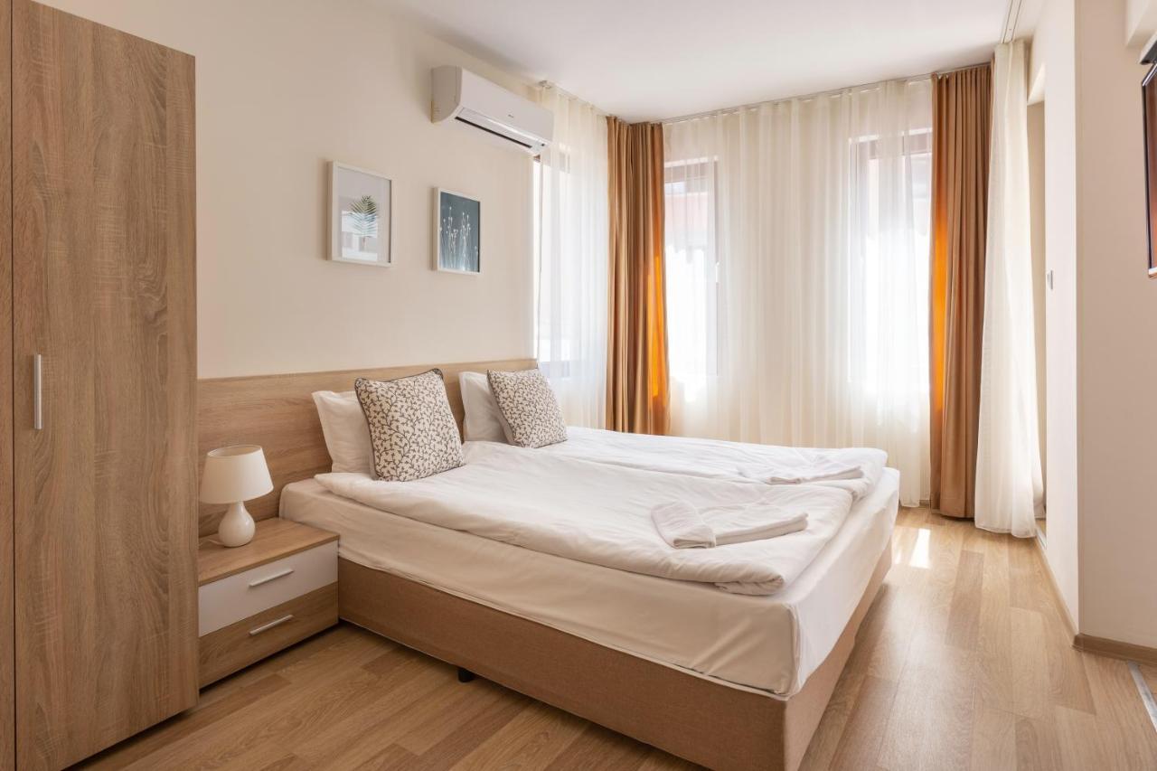 Flora 1 Apartment Burgas