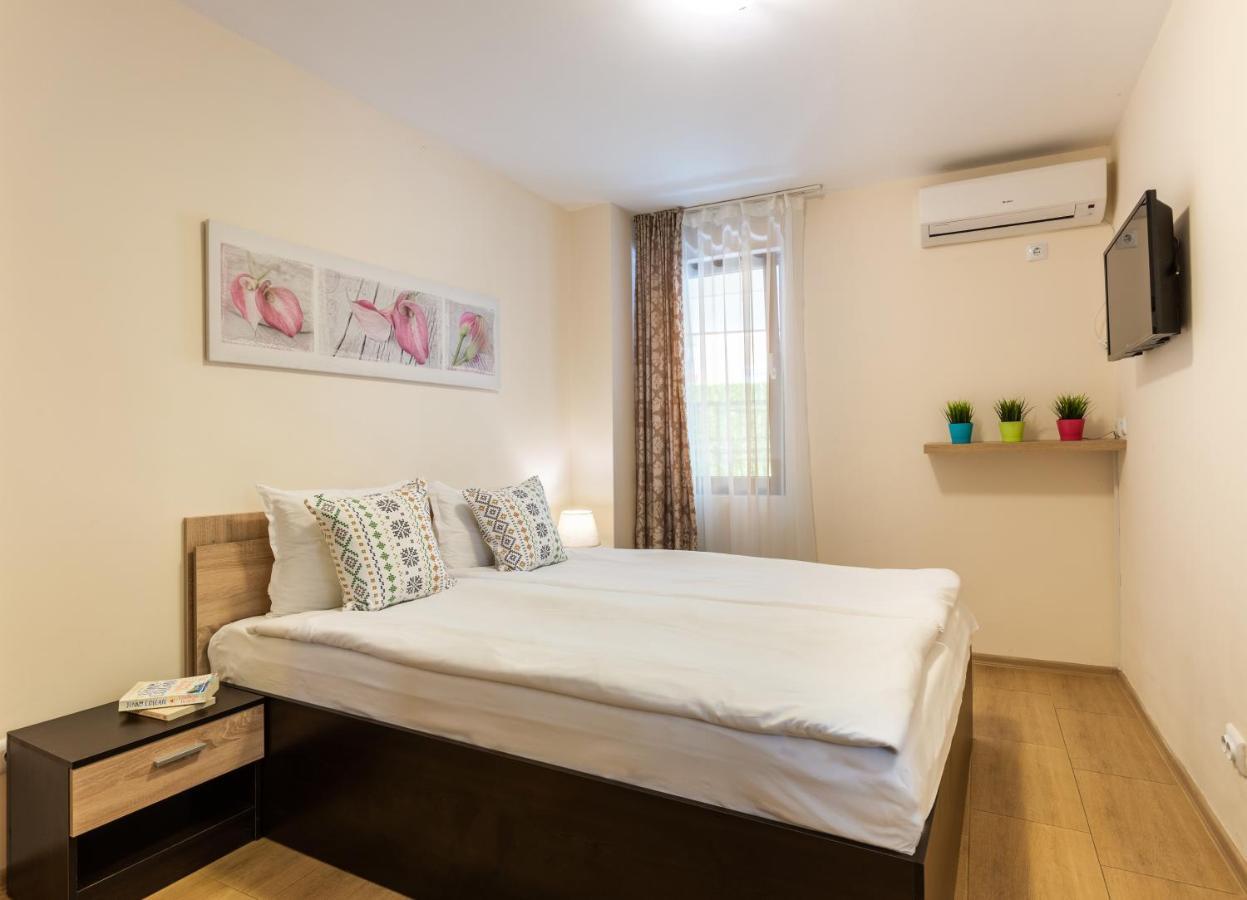 Flora 1 Apartment Burgas