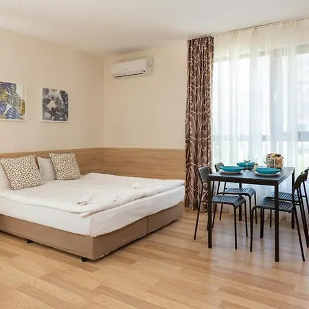 Apartments Flora 1 Burgas Exterior photo